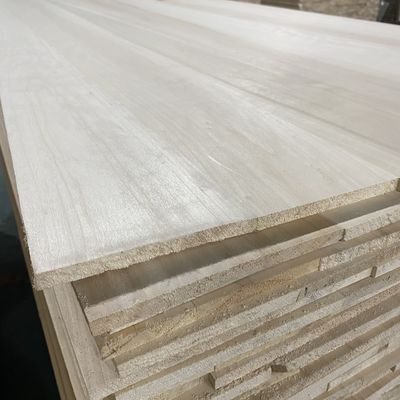 280-300 kg/cbm Dichtheid Paulownia houten panelen in maat voor milieuvriendelijke meubels