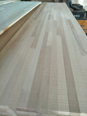 280-300kgs/cbm Dichtheid Paulownia Hout kernplaten Kernplaten voor E0/E1 Milieulijm