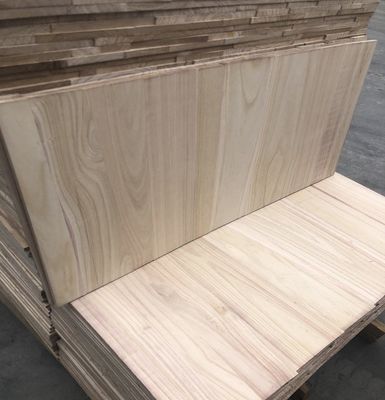 Solid Wood Board Paulownia Houtplaat voor pakhuisprojectoplossingsmogelijkheid op zijn best