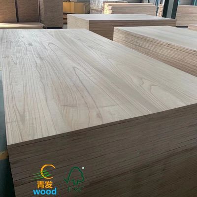 Glat geslepen hout van paulownia-houtplanken voor teruggave en vervanging