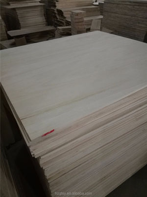 Oorspronkelijk gebleekt paulowniahout Traditionele massief houten panelen 3 mm-50 mm