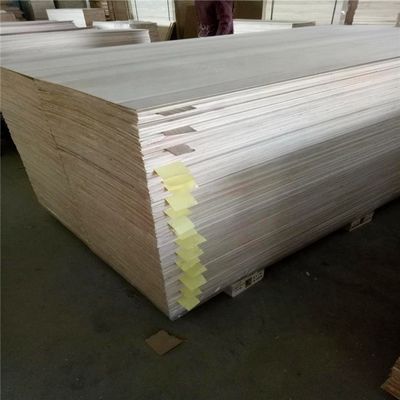 Natuurlijk of gebleekt paulowniahout 2440x1220 mm M3 voor massief houten paneel